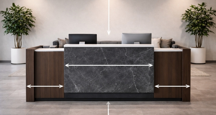 Recepcijski pult u modernoj kancelariji sa merama prostora i označenim širinom, dubinom i visinom za pravilno uklapanje