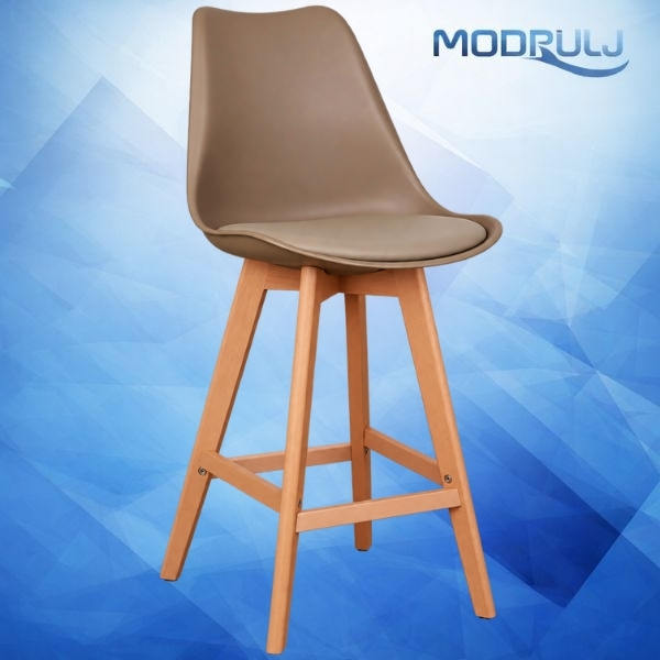 Barska stolica 4U 8000